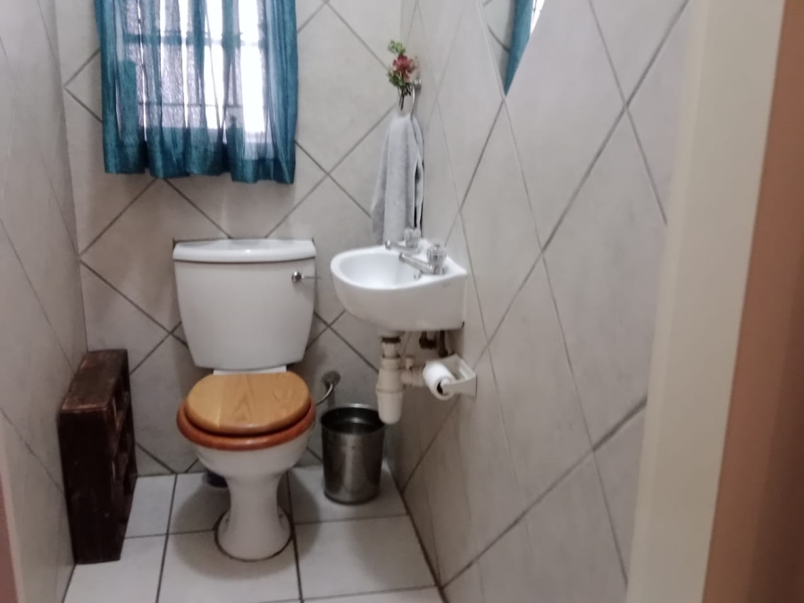 3 Bedroom Property for Sale in Kuruman Northern Cape